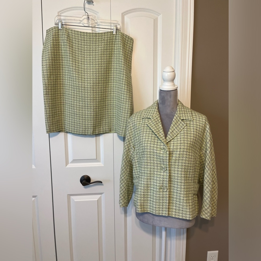 Nine West Green Plaid Blazer